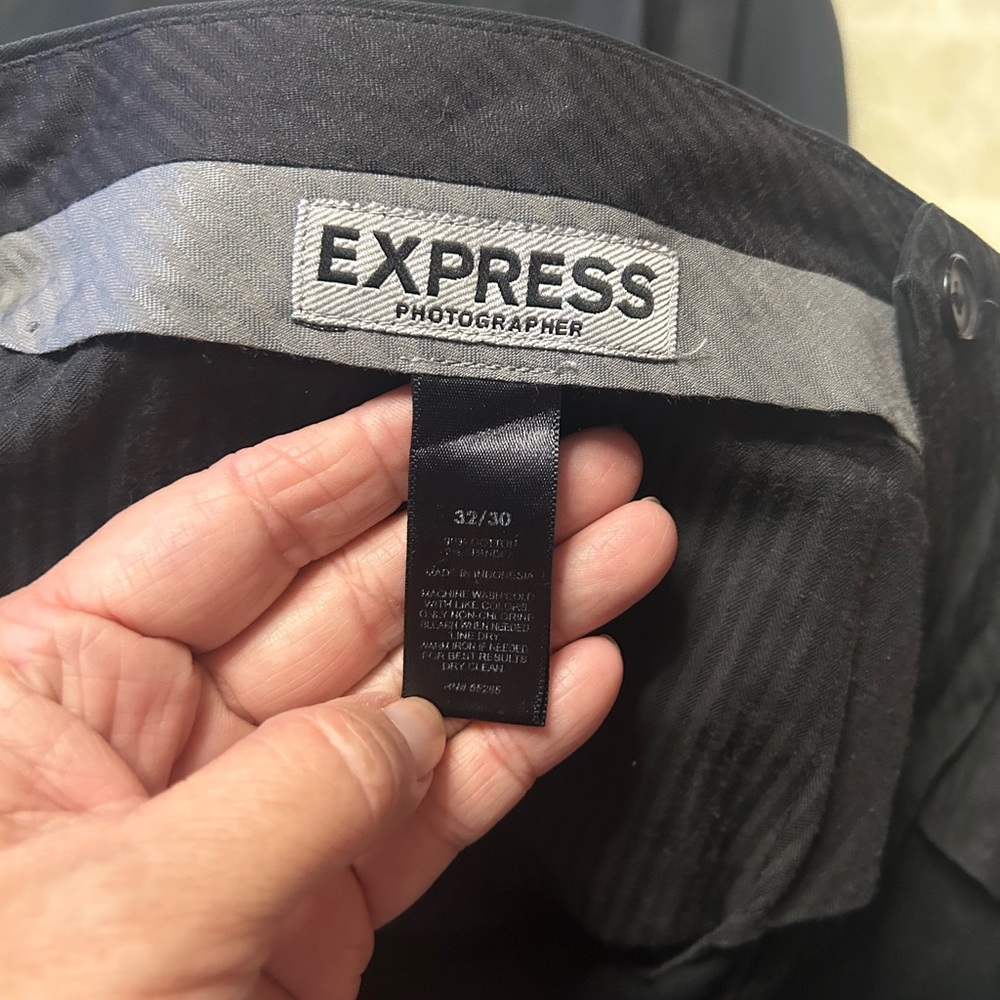 Men’s Express black slacks 32x30